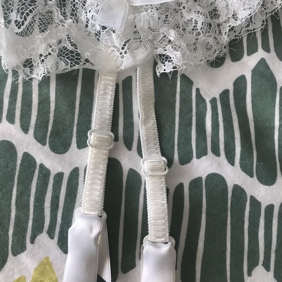 BNWOT BIEN FEE POUR TOI LINGERIE - Picture 4 of 14